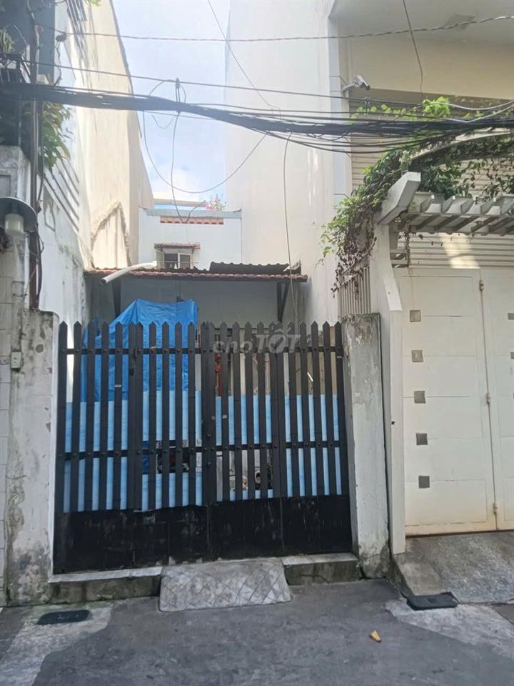 Bán nhà hẻm xe hơi Huỳnh Văn Bánh