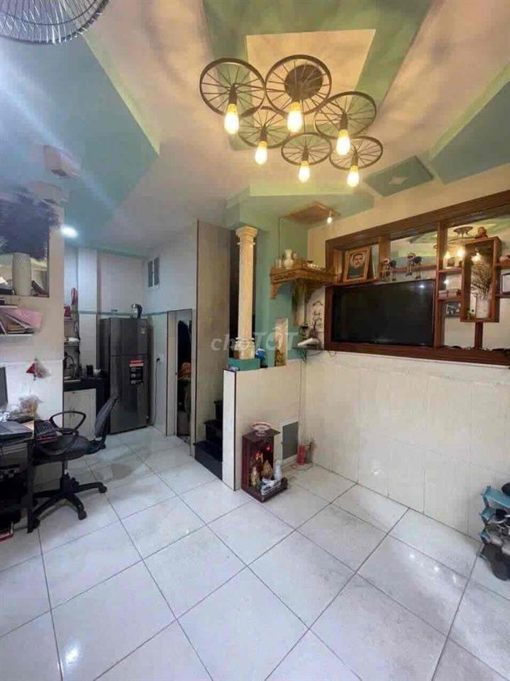 NHÀ VI BẰNG TRƯỜNG CHINH TÂY THẠNH TÂN PHÚ CHỈ 1TỶ3