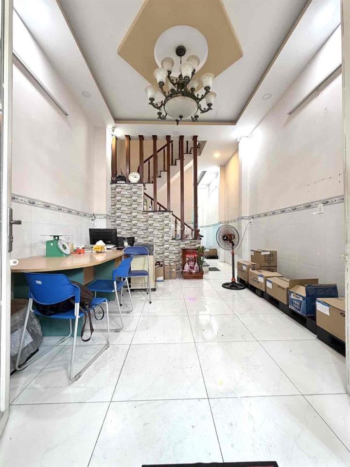 BÁN NHÀ GÒ DẦU TÂN PHÚ, 56m2 5Pn, HẺM NHỰA 7m, KHU AN NINH DÂN TRÍ CAO