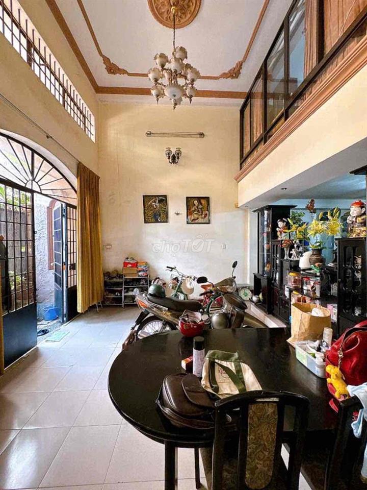 TRUNG TÂM PHÚ NHUẬN, MT ĐƯỜNG NGAY NGUYỄN VĂN TRỐI, 4 TẦNG 4PN CHỈ 14T