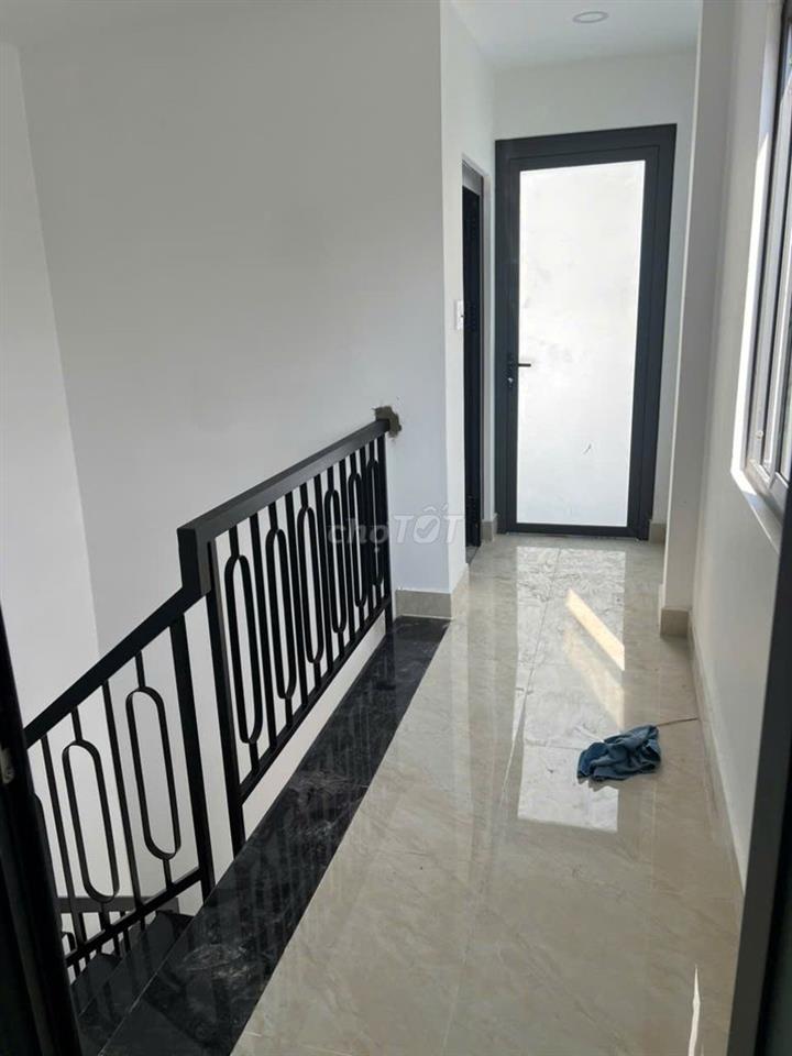 nhà hẻm oto gần phan xích long phú nhuận