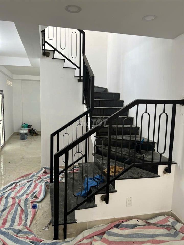 nhà hẻm oto gần phan xích long phú nhuận