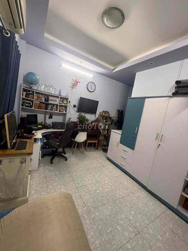 Nhà Phú Nhuận (cũ), khu Phan Xích Long