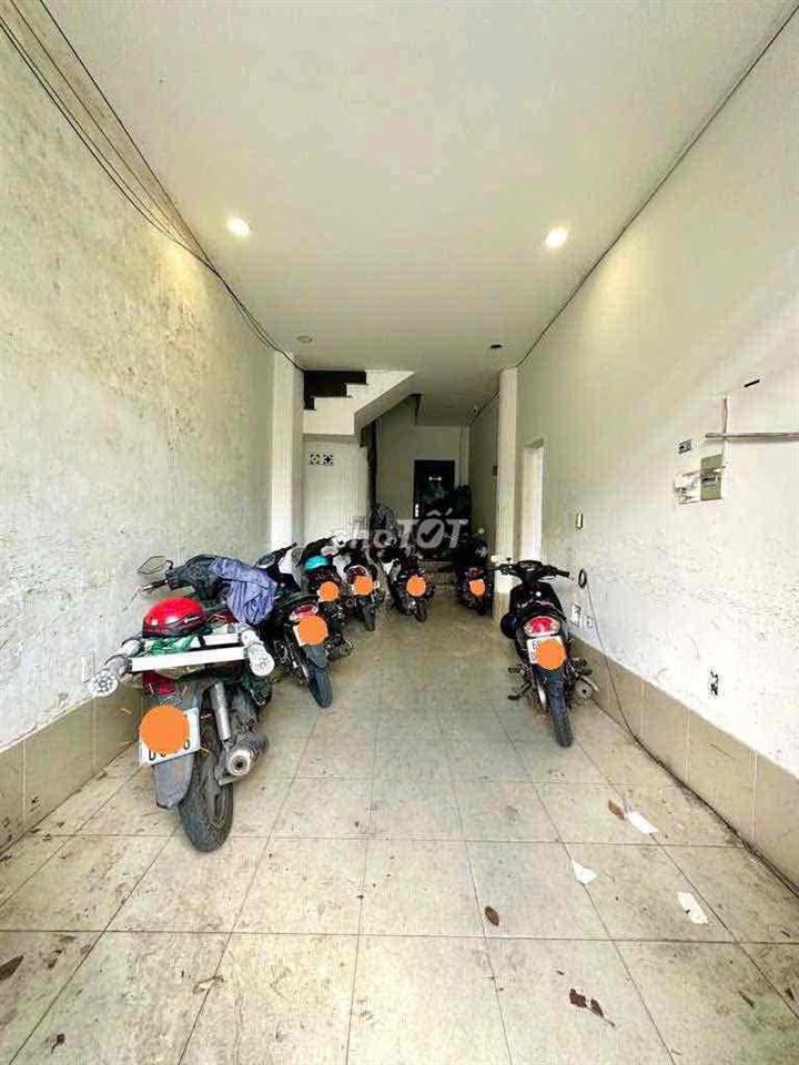 EM CẦN BÁN CHDV CÓ DÒNG TIỀN ỔN ĐỊNH