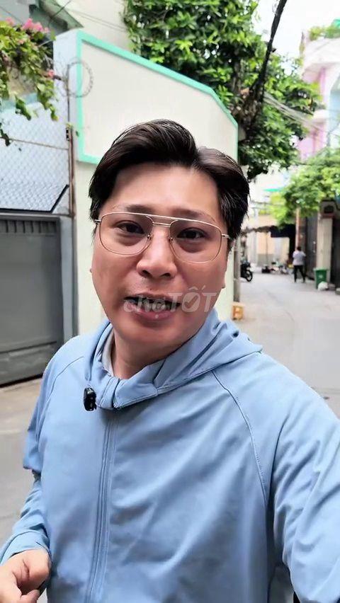 Bán nhà hẻm xe hơi CMT8 Q10, 3.4 Tỷ