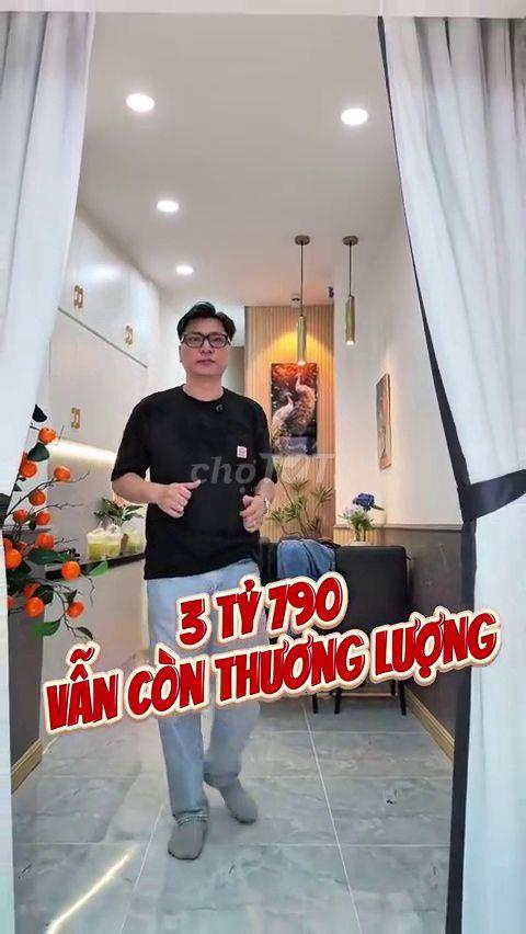 Bán nhà 4 tầng Quận 3 đẹp, giá hợp lý, chính chủ