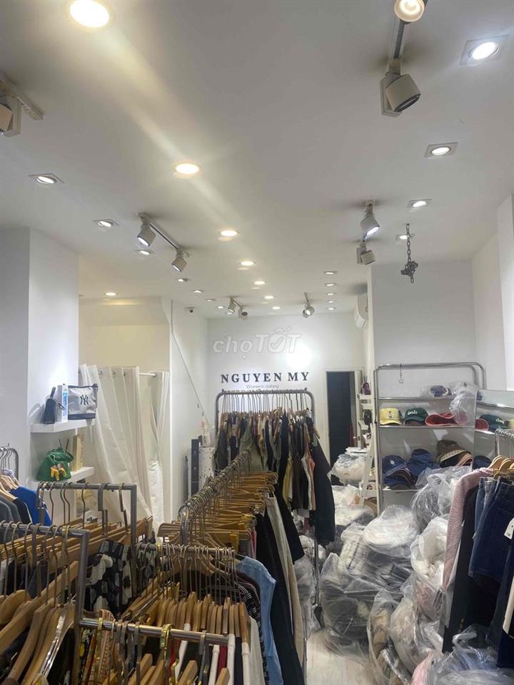 Bán Nhà Mặt Tiền Đang Kinh Doanh