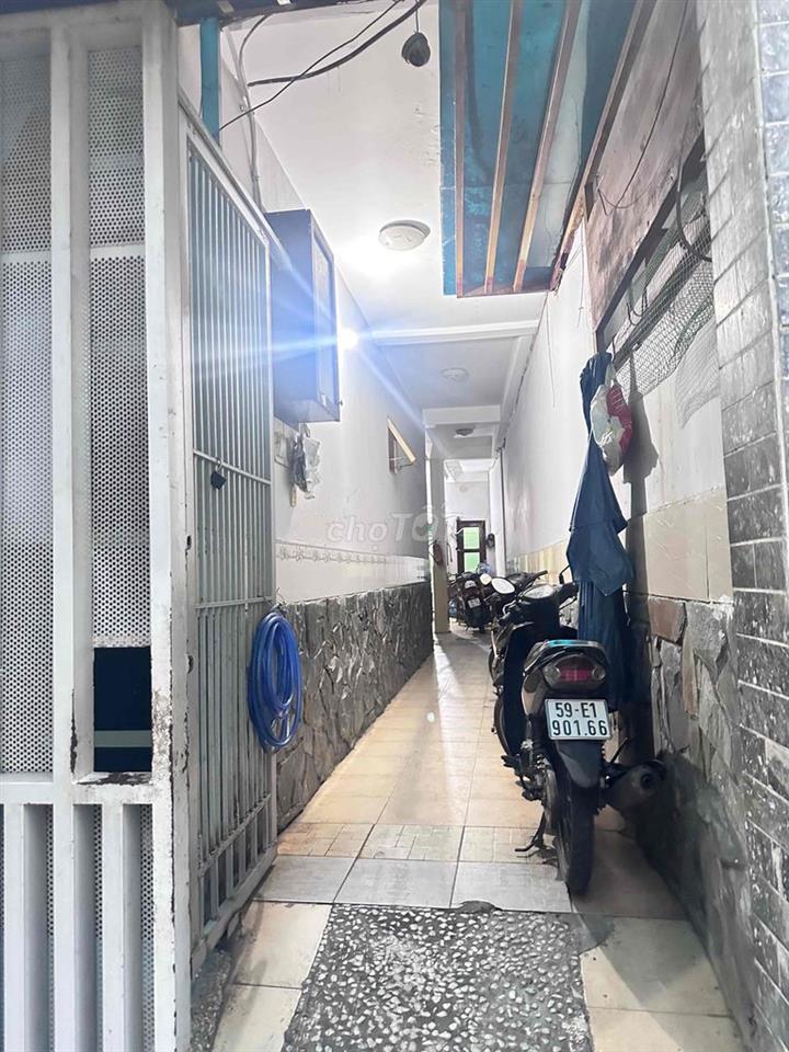 bán nhà có sẵn dòng tiền