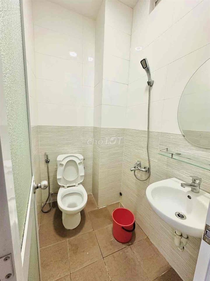 PHÒNG FULL + MÁY LẠNH – QUẬN 7 | 2,8TR