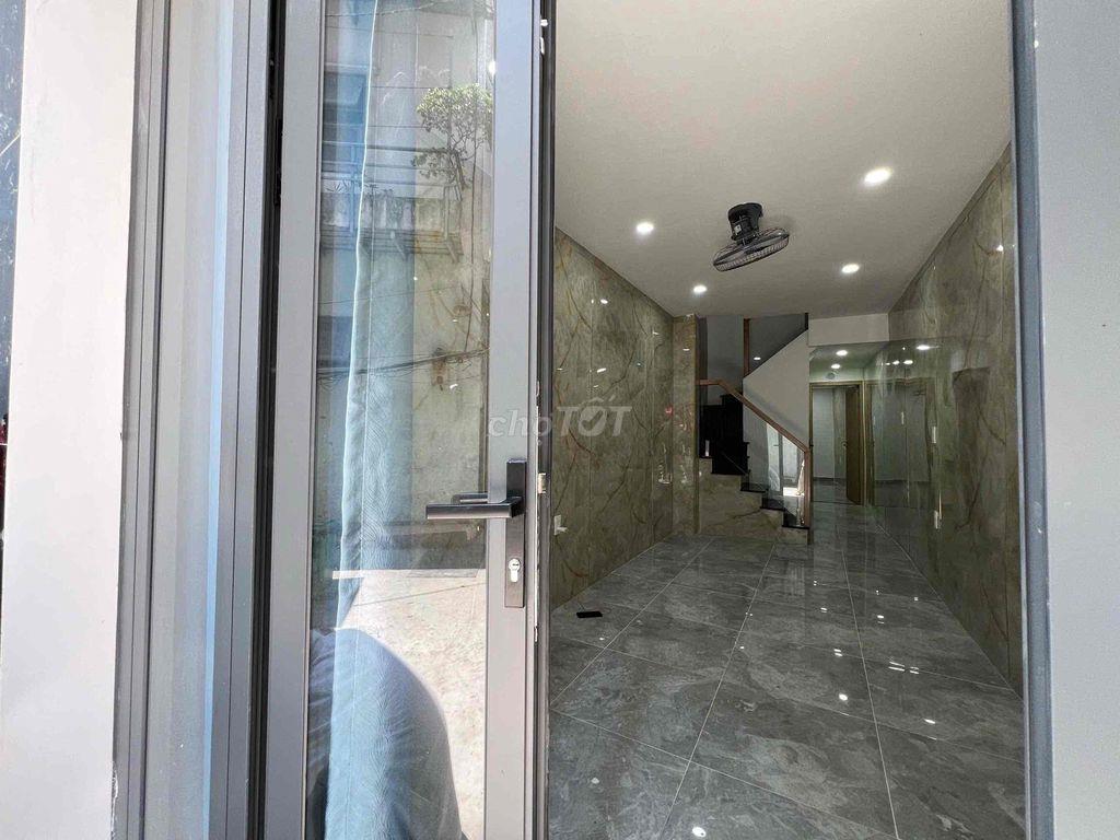 nhà trung tâm Sài Gòn, không dính Quy Hoạch lộ giới