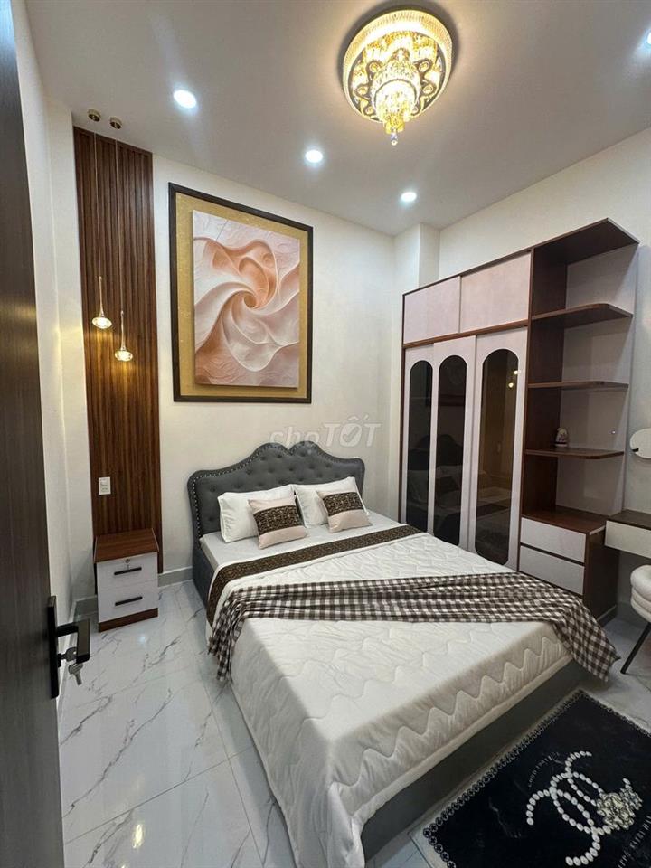 Nhà mới đẹp - Full Nội Thất. Phan Đình Phùng. 52m vuông 4 tầng