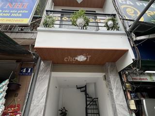 Mặt Tiền Kinh Doanh – Số 39 Phạm Viết Chánh, P.NCT, Q.1