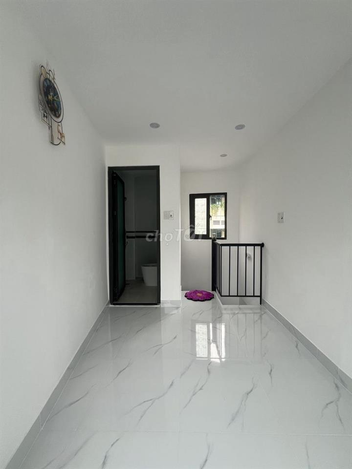 Mặt Tiền Kinh Doanh – Số 39 Phạm Viết Chánh, P.NCT, Q.1