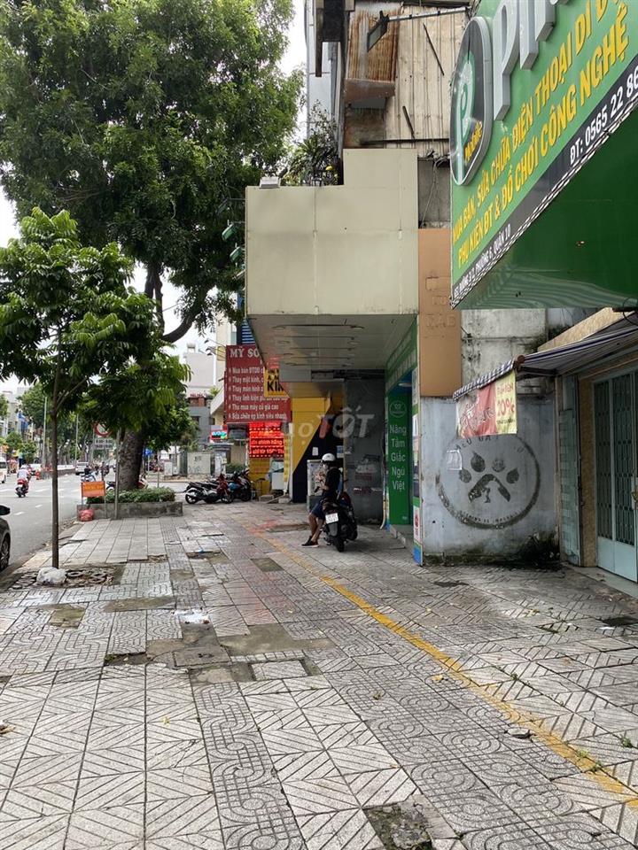 BÁN NHÀ MẶT TIỀN - ĐƯỜNG 3 THÁNG 2 – P.14, QUẬN 10 – VỊ TRÍ ĐẮC ĐỊA.