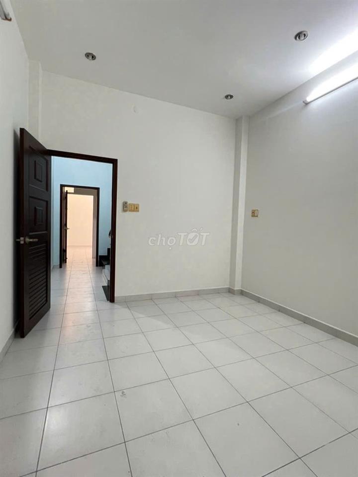 Nhà mới đẹp 4 tầng lầu Hẻm Xe Hơi - 565/89 Nguyễn Trãi, P.7, Q.5