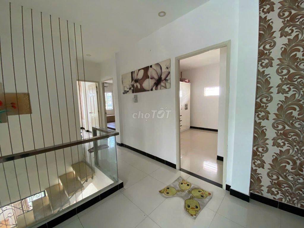 Bán nhà góc 2 mặt tiền Hẻm Xe Hơi 6m – 85m vuông đất. Ngang gần 8m