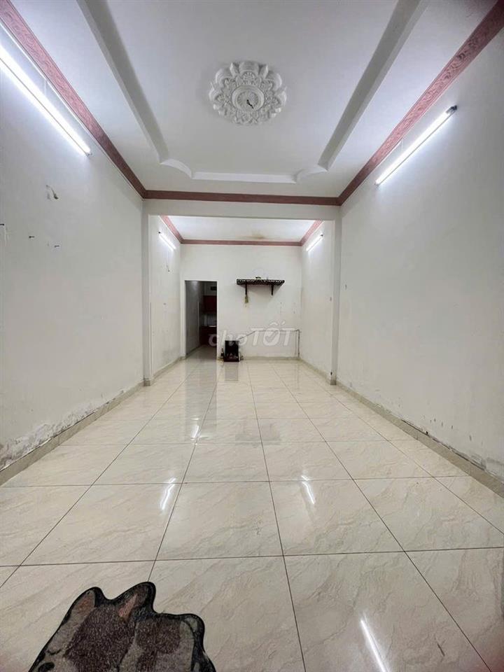 Bán nhà hẻm ba gác. Nguyễn Phúc Chu, P.Tân Sơn. 50m. Giá chỉ : 4.3 tỷ