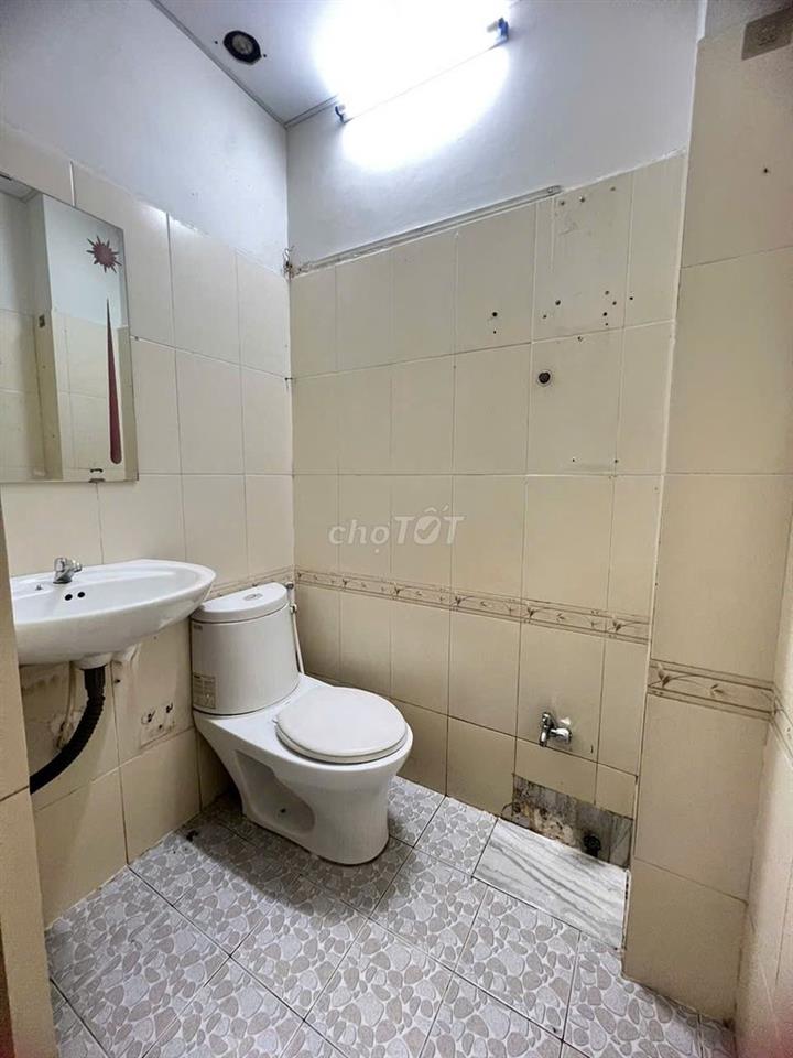 Bán nhà hẻm ba gác. Nguyễn Phúc Chu, P.Tân Sơn. 50m. Giá chỉ : 4.3 tỷ