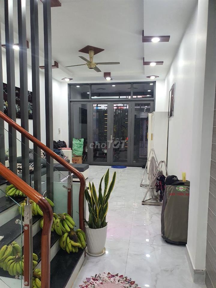 Nhà thuê HXH 8m - Đường Nguyễn Đình Chiểu, P.5, Q.3 - 5 tầng 5pn, 3wc