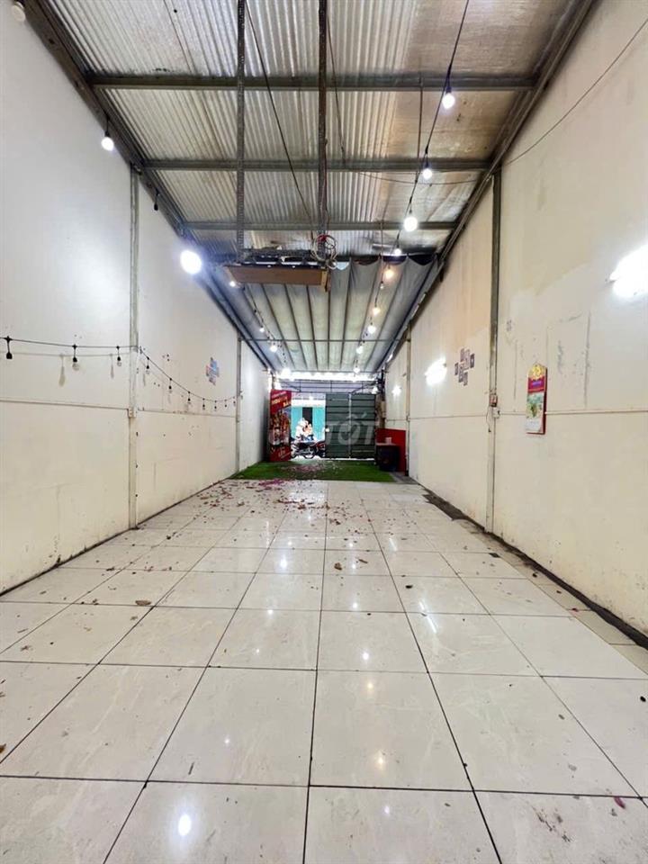 Cho thuê nhà Hẻm Xe Tải 8m - Đường Cao Thắng (nối dài) 4,5m x 20m.