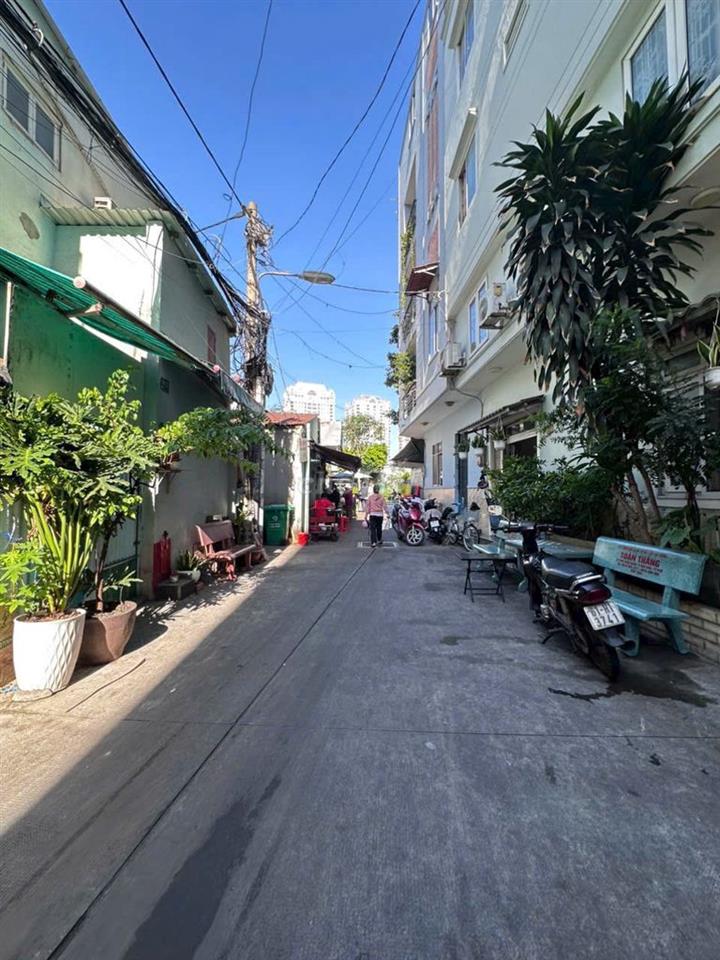 Cho Thuê Nhà Lý Thường Kiệt, P.14, Q10. 4 tầng. 5PN, 3 Wc