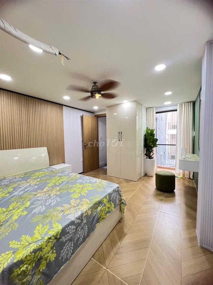 Bán nhà 4 tầng mới đẹp. Full nội thất. 23.3m2. Quận 1. Giá chỉ 4,5 tỷ