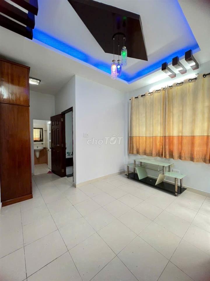 Bán nhà góc 2MT - Nguyễn Duy Dương. 4 tầng mới đẹp. 3,8m x 7,5m. 28,5m