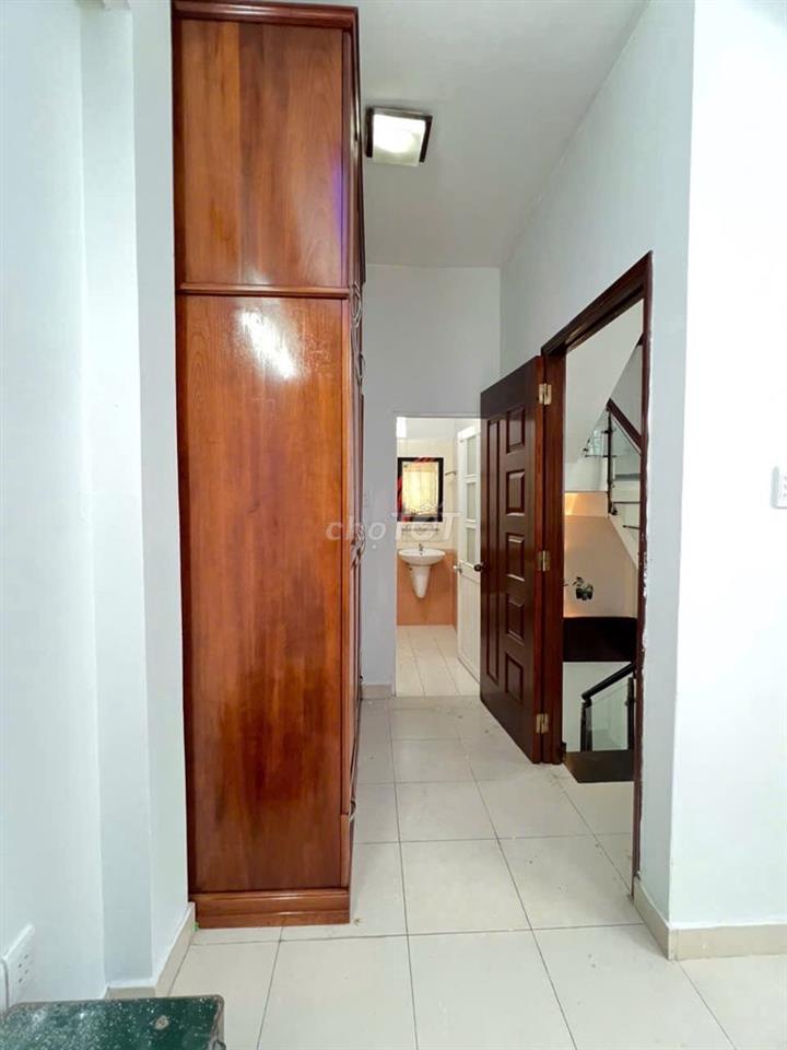 Bán nhà góc 2MT - Nguyễn Duy Dương. 4 tầng mới đẹp. 3,8m x 7,5m. 28,5m