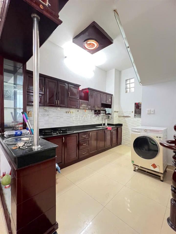 Bán nhà góc 2MT - Nguyễn Duy Dương. 4 tầng mới đẹp. 3,8m x 7,5m. 28,5m
