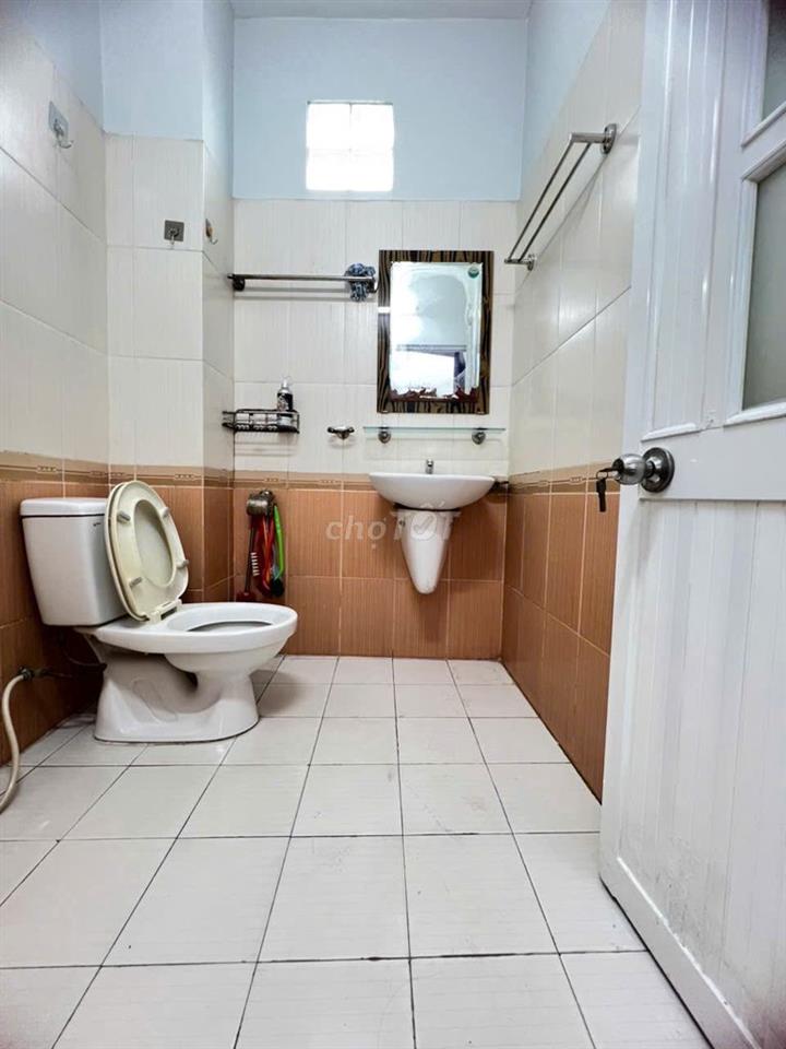 Bán nhà góc 2MT - Nguyễn Duy Dương. 4 tầng mới đẹp. 3,8m x 7,5m. 28,5m
