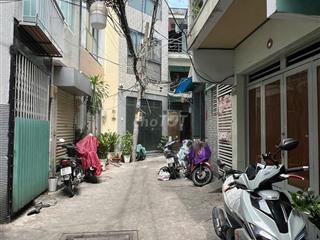 Bán nhà hẻm rộng 4m - quận 10. DT : 38m vuông. Giá : 5,2 tỷ