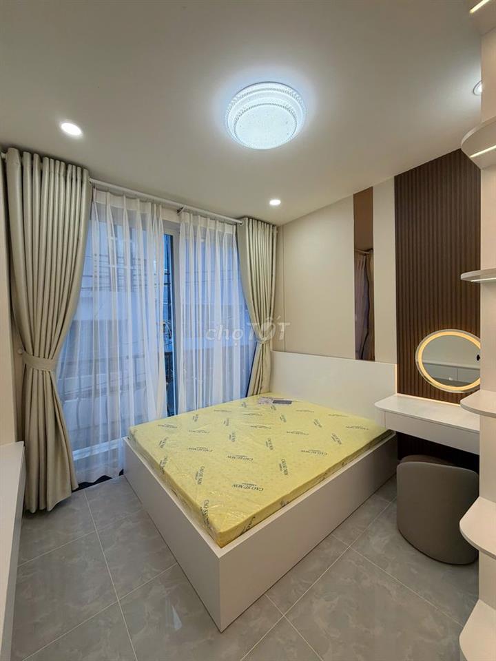 Bán nhà mới đẹp hẻm xe hơi 4m - gần mặt tiền Nguyễn Trãi, P2, Q5