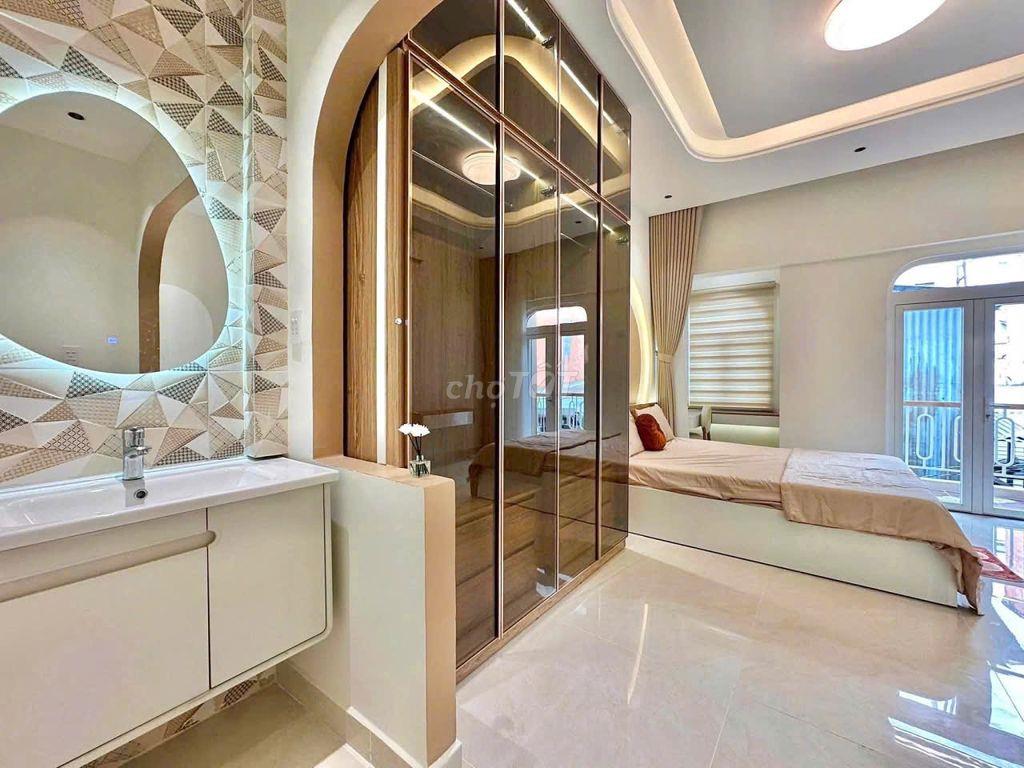 Nhà đẹp. Full Nội Thất.Bành Văn Trân,P7, Tân Bình. 4,1m x 8,8m. 3 tầng