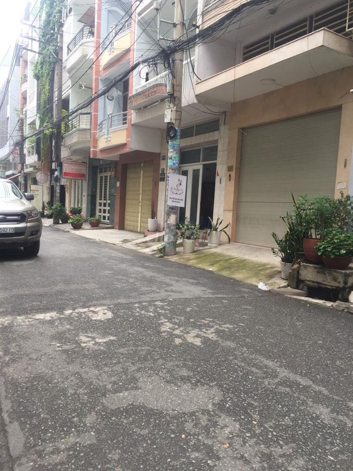 2mt (trước sau) 40m² vuông đất. Quận 10. Giá chỉ 5,5 tỷ