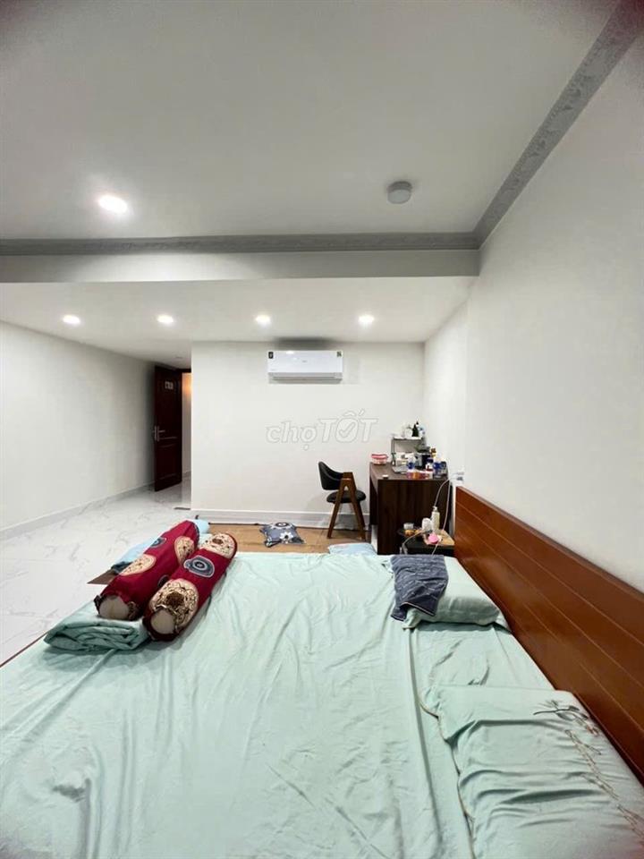 Nhà mới đẹp 100m² đất. Hẻm Xe Hơi sát chợ Tân Bình giáp Quận 10