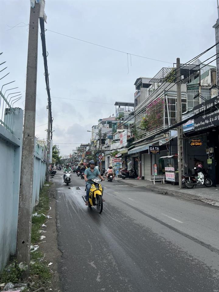 Cho thuê nhà Nguyên Căn - Mặt Tiền Bắc Hải. Kinh doanh tự do.
