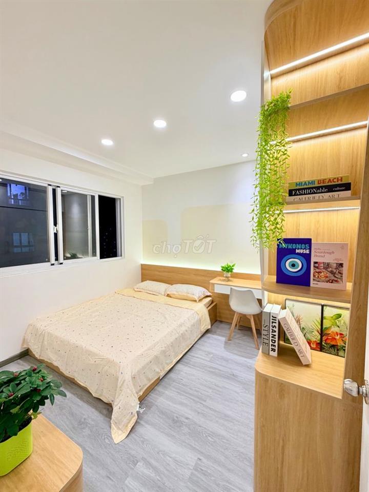 Chung cư Lotus lầu cao. 71m. Full Nội Thất mới đẹp 100%. Chỉ 3,68 tỷ