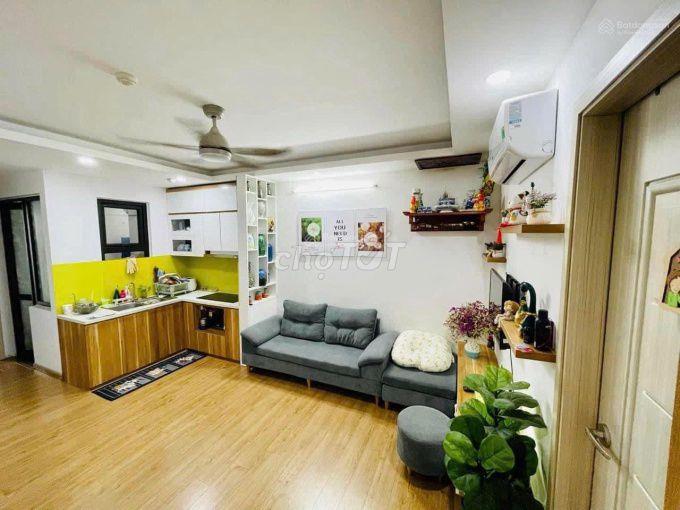 Cần bán căn hộ mới đẹp. Cao Ốc B - Ngô Gia Tự, Q10. 73m², 2PN, 2WC.
