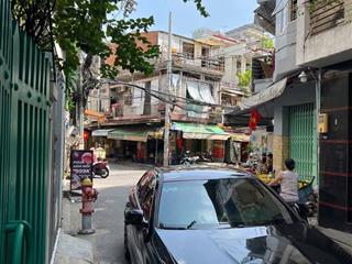 bán nhà ngay chợ Ông Địa - Lý Thường Kiệt. Đường rộng 8m. 60m vuông