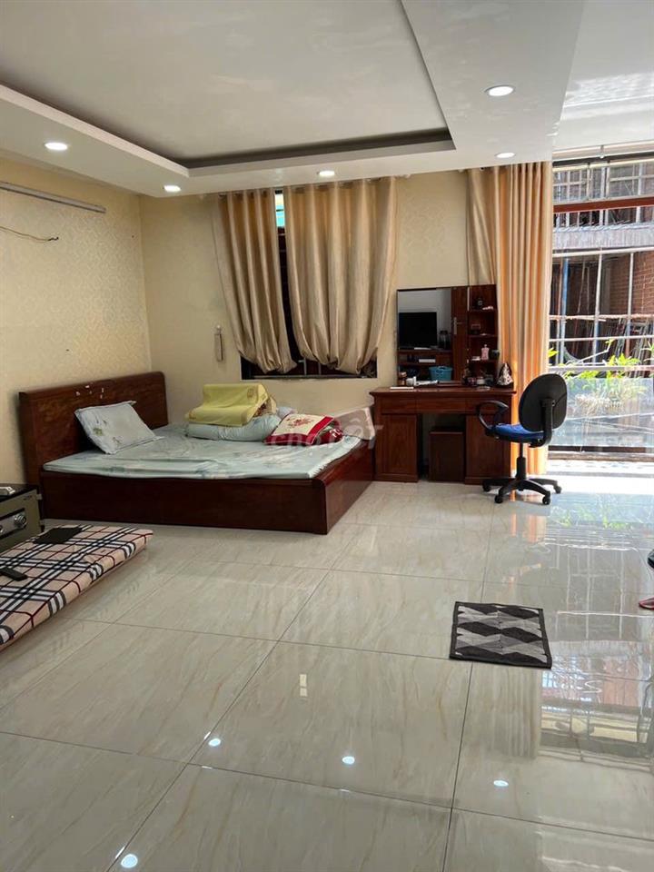 bán nhà ngay chợ Ông Địa - Lý Thường Kiệt. Đường rộng 8m. 60m vuông