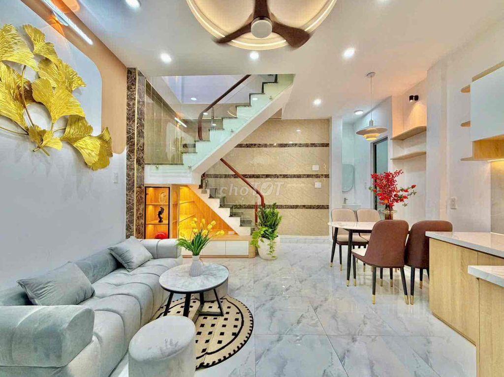 BÁN NHÀ HẼM XE HƠI TRẦN HƯNG ĐẠO Q1 5 TẦNG GIÁ 7.9 TỶ THƯƠNG LƯỢNG