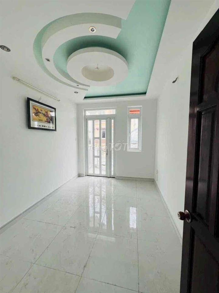 BÁN NHÀ HẺM 4M CMT8 QUẬN 10 DT 3.15 x 13.5 40m2 5 TẦNG GIÁ 7.5 TỶ TL