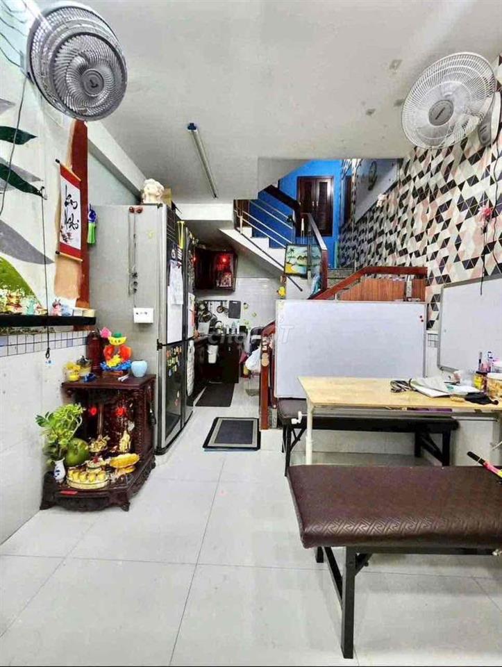 BÁN NHÀ HẼM 4M VƯỜN CHUỐI QUẬN 3 DT 3 x 8 24m2 5 TẦNG GIÁ 5.85 TỶ TL