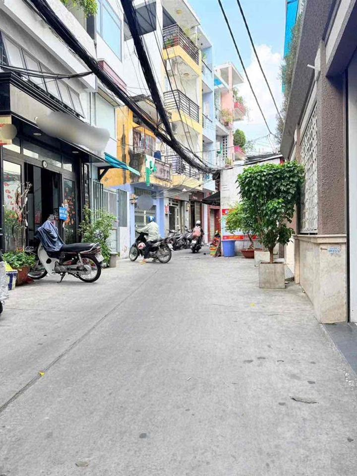 BÁN NHÀ HẺM 4M HUỲNH TỊNH CỦA Q3 DT 3.5 x 10 35m2 5 TẦNG GIÁ 9.2 TỶ TL