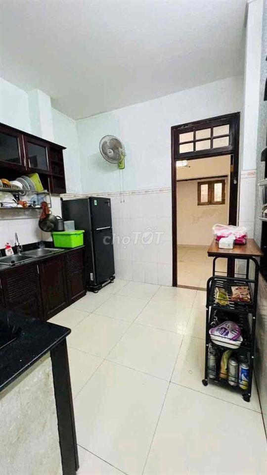 BÁN NHÀ HẺM 4M LÝ CHÍNH THẮNG QUẬN 3 DT 3 x 16.5m 4 TẦNG GIÁ 9.1 TỶ TL