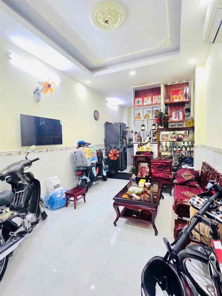BÁN NHÀ HẼM 10M CMT8 QUẬN 3 DT 3.5 x 9 30m2 6 TẦNG GIÁ 10 TỶ TL