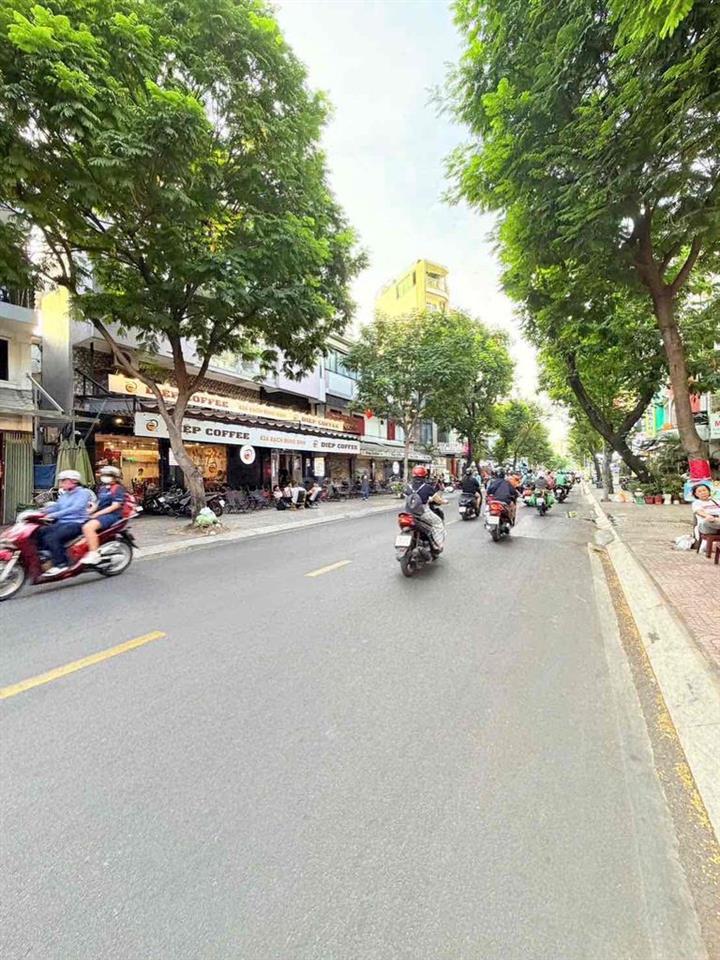 BÁN NHÀ MẶT TIỀN RẠCH BÙNG BINH QUẬN 3 DT 4 x 8 30m2 5 TẦNG GIÁ 11.4TỶ
