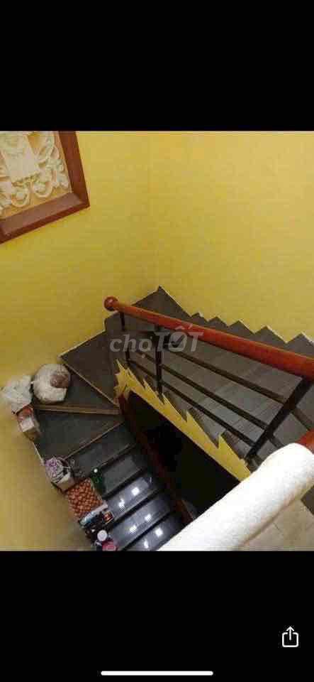 BÁN NHÀ HẺM 3M NHẬT TẢO Q10 DT 3.5 x 10 4 TẦNG GIÁ 6.8 TỶ TL