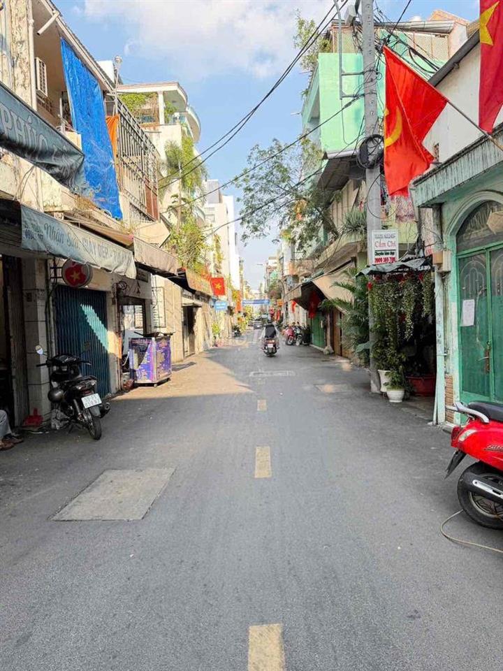 BÁN NHÀ CƯ XÁ ĐÔ THÀNH QUẬN 3 DT 3x10 4 TẦNG GIÁ 8.7 TỶ THƯƠNG LƯỢNG