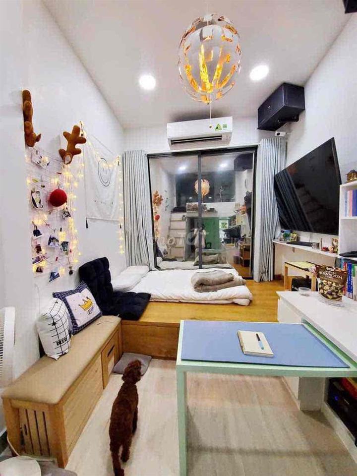 BÁN NHÀ HẼM XE HƠI 6M CMT8 P11 QUẬN 3 DT 3 x 9 27m2 2 TẦNG GIÁ 5.2 TỶ